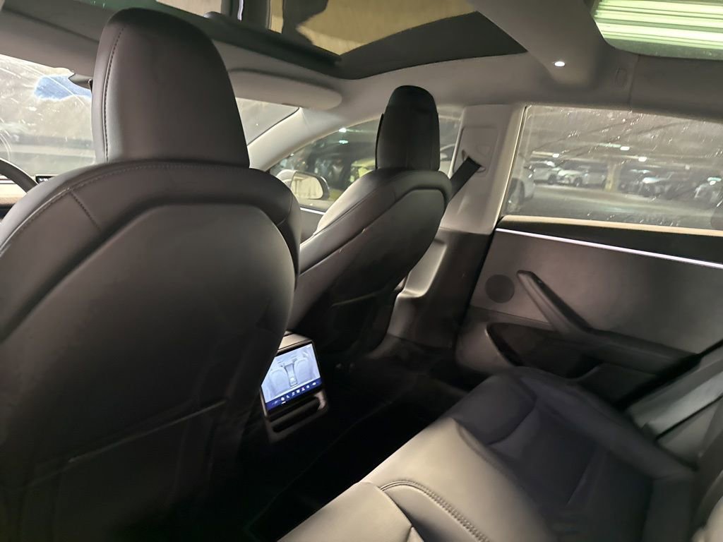 Used 2025 Tesla Model 3 Long Range image 11