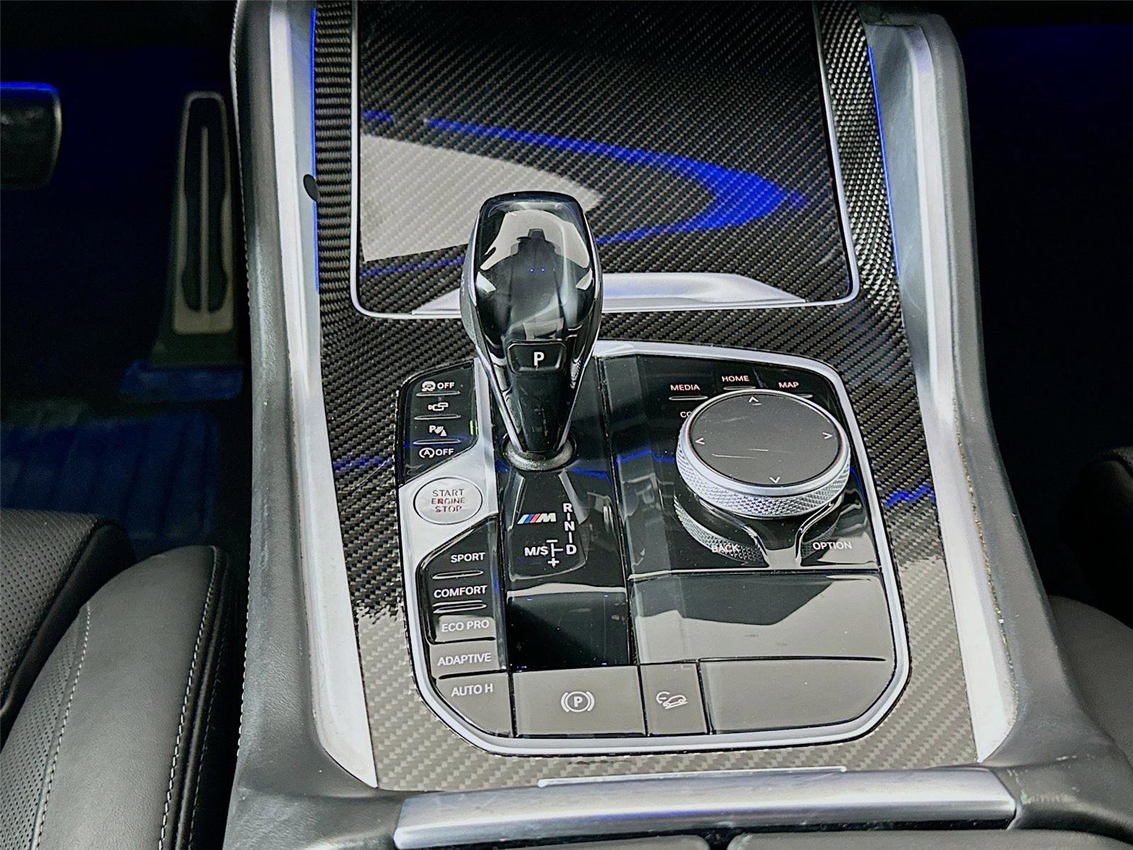 Used 2021 BMW X6 M50i image 17