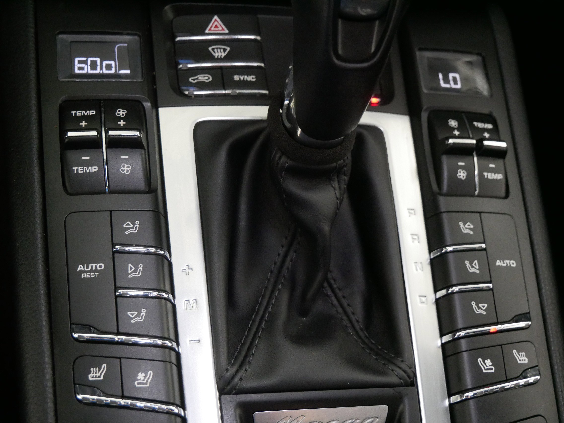 Used 2019 Porsche Macan image 23