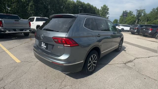 Used 2020 Volkswagen Tiguan SE w/ Panoramic Sunroof Package AWD/4WD image 8