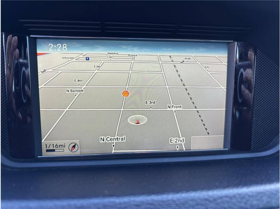 Used 2013 Mercedes-Benz E 350 Sedan image 12