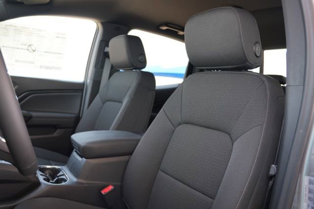 New 2025 GMC Canyon Elevation w/ Convenience Package image 16