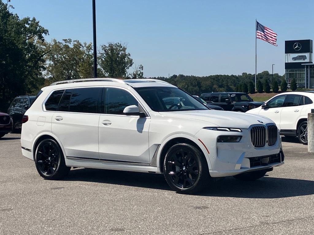 Used 2026 BMW X7 xDrive40i image 1