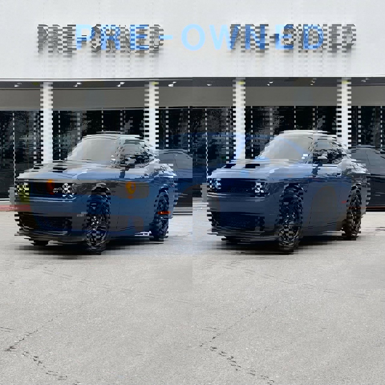 Used 2020 Dodge Challenger SRT Hellcat Redeye image 2