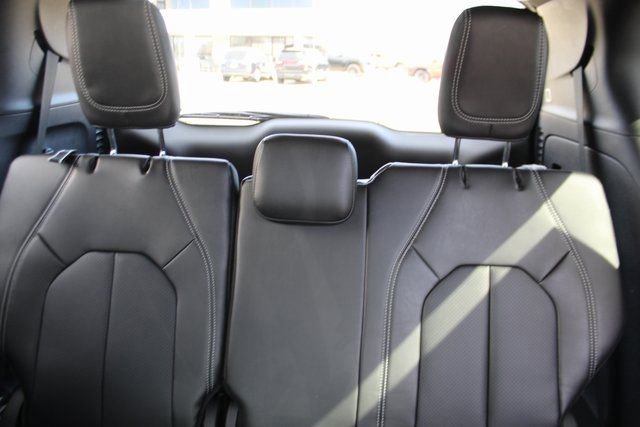 New 2026 Chrysler Pacifica Select image 32