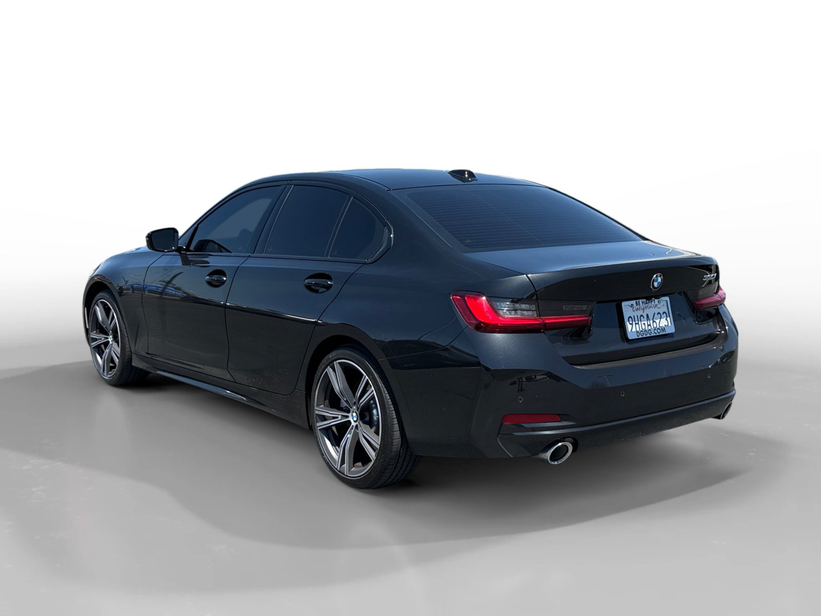 Used 2023 BMW 330i Sedan w/ Convenience Package RWD image 3