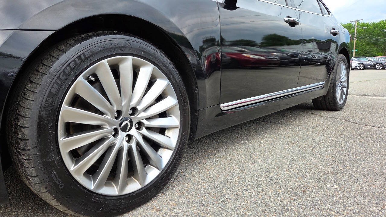 Used 2015 Hyundai Equus Signature RWD image 9