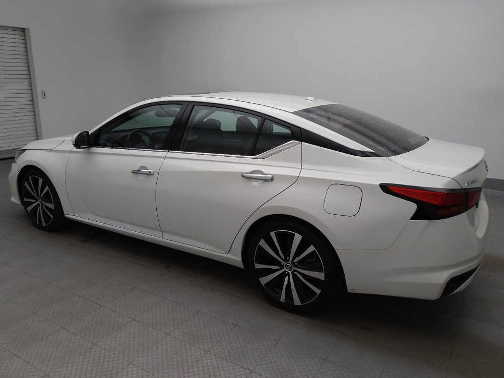 Used 2019 Nissan Altima 2.5 Platinum FWD image 3