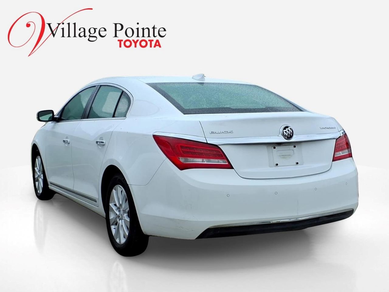 Used 2015 Buick LaCrosse Leather FWD image 2