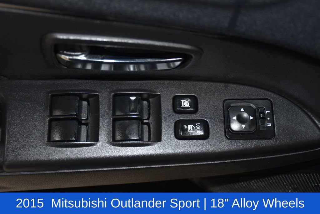 Used 2015 Mitsubishi Outlander Sport SE FWD image 20