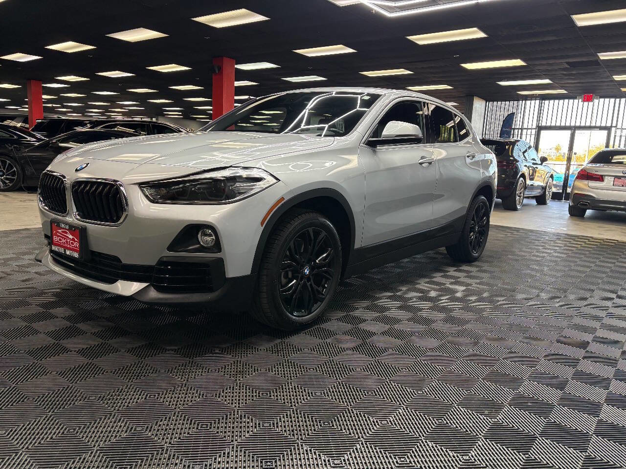 Used 2018 BMW X2 sDrive28i w/ Convenience Package image 4