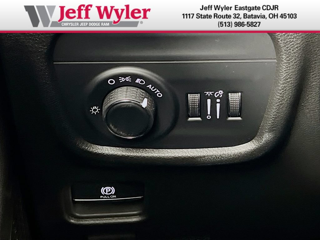 New 2026 Jeep Grand Cherokee Altitude AWD/4WD image 14