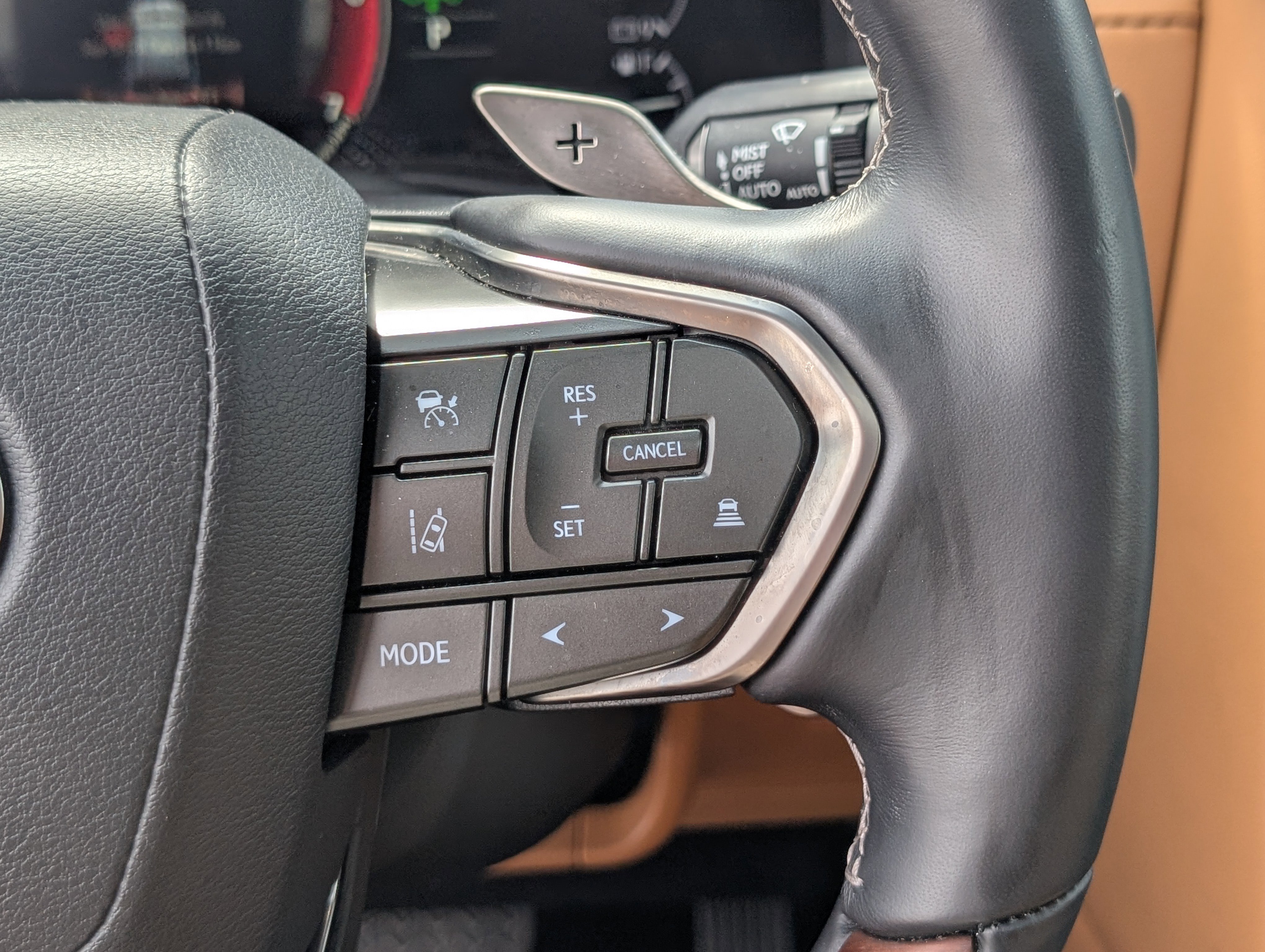 Used 2024 Lexus LX 600 4WD w/ Appearance Package image 28