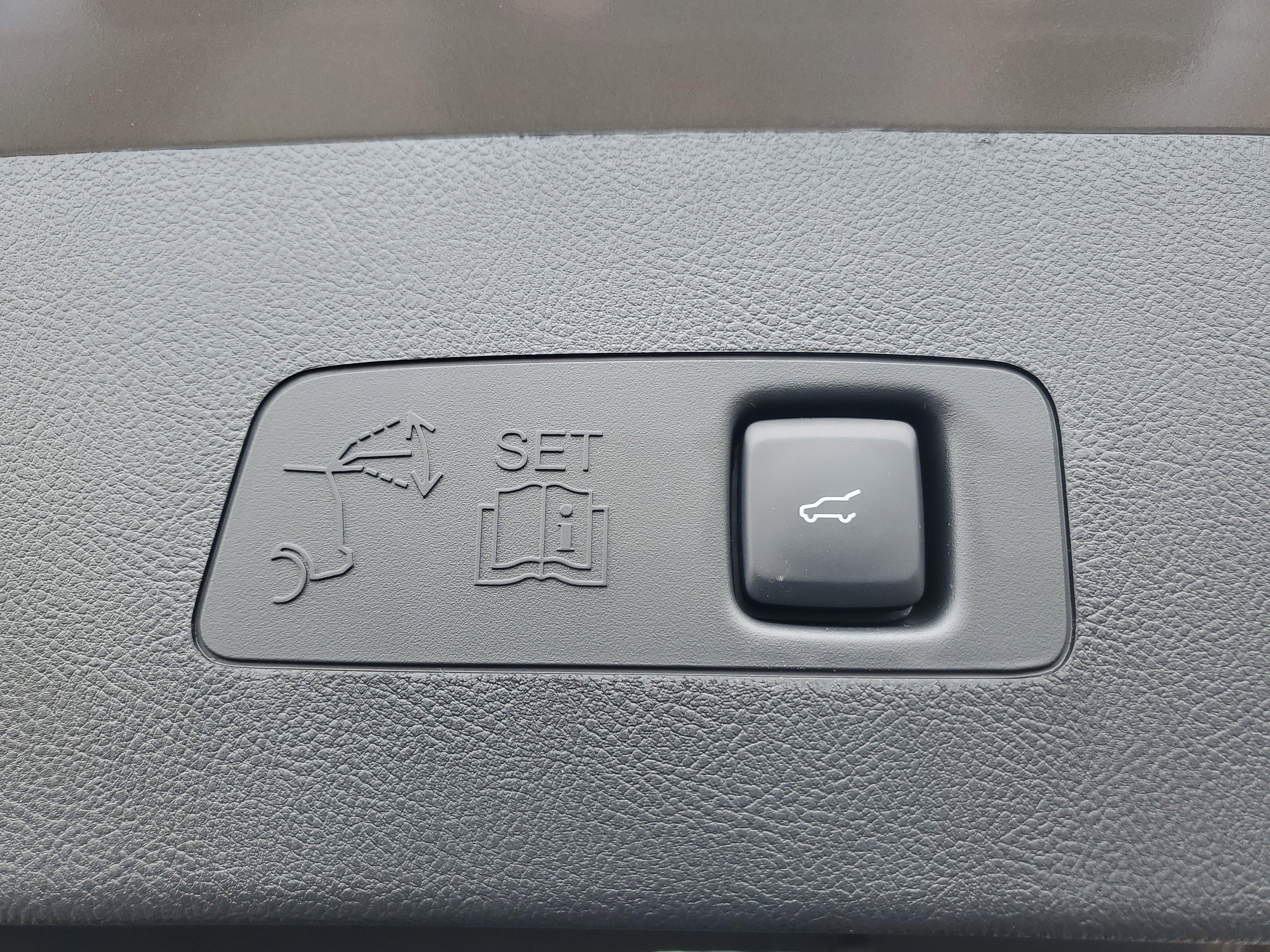 New 2025 Lincoln Corsair Grand Touring w/ Towing Package image 30