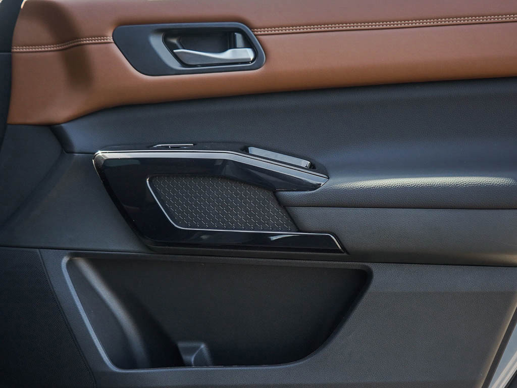 New 2026 Nissan Pathfinder Platinum AWD/4WD image 10