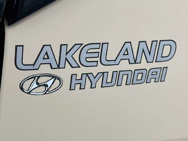 Used 2022 Hyundai Santa Cruz SEL w/ Activity Package FWD image 26
