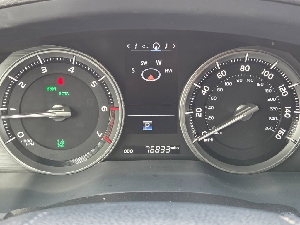 Used 2017 Toyota Land Cruiser AWD/4WD image 35