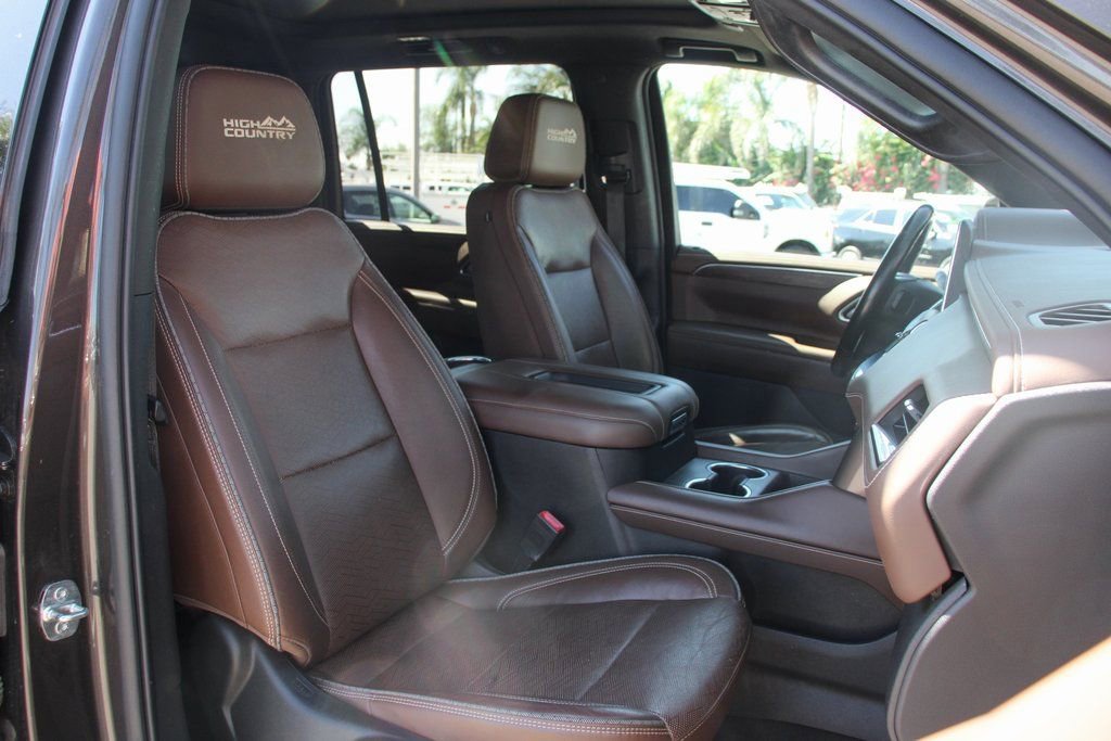 Used 2021 Chevrolet Suburban High Country w/ Premium Package image 44