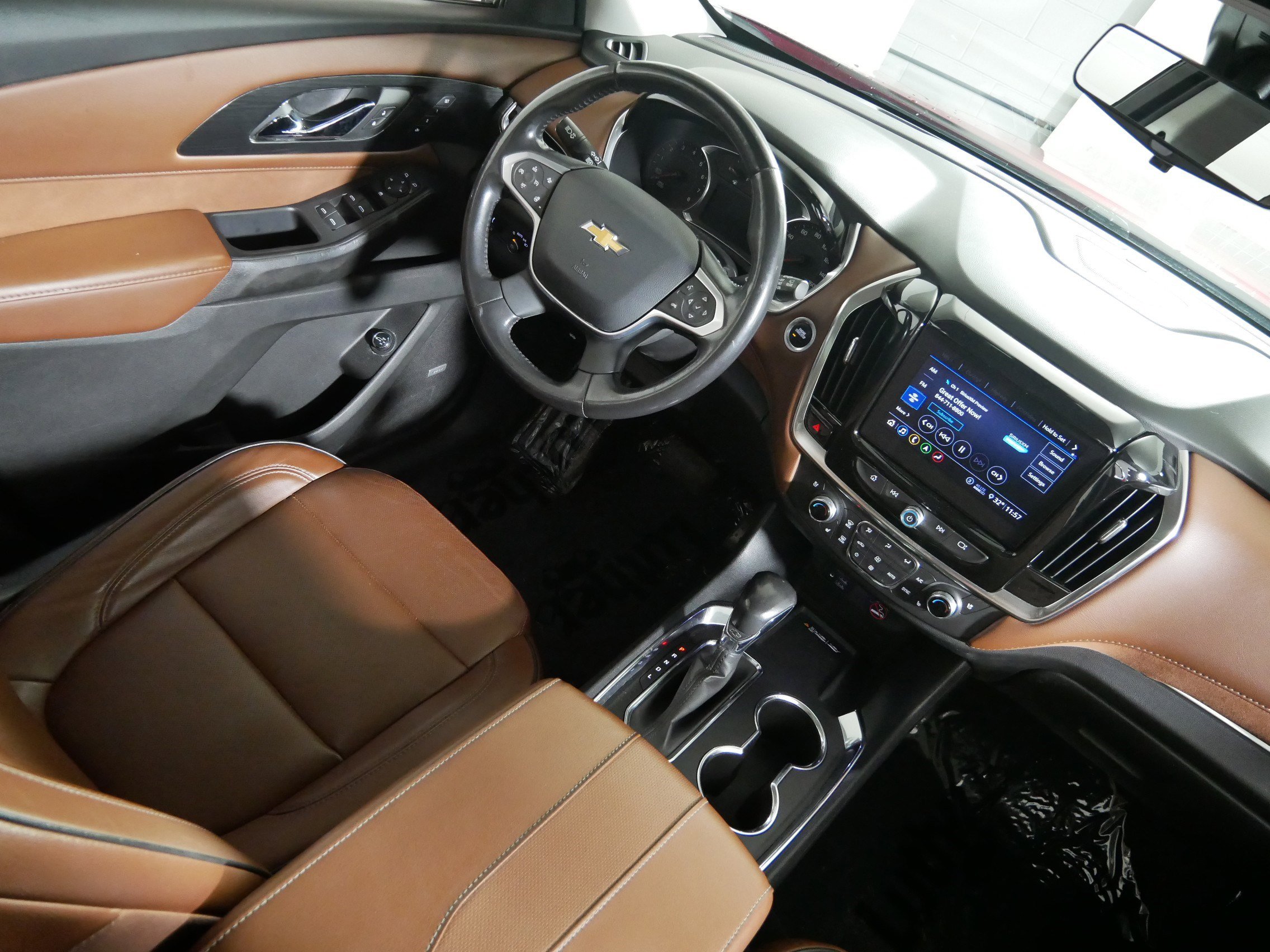 Used 2021 Chevrolet Traverse High Country image 9