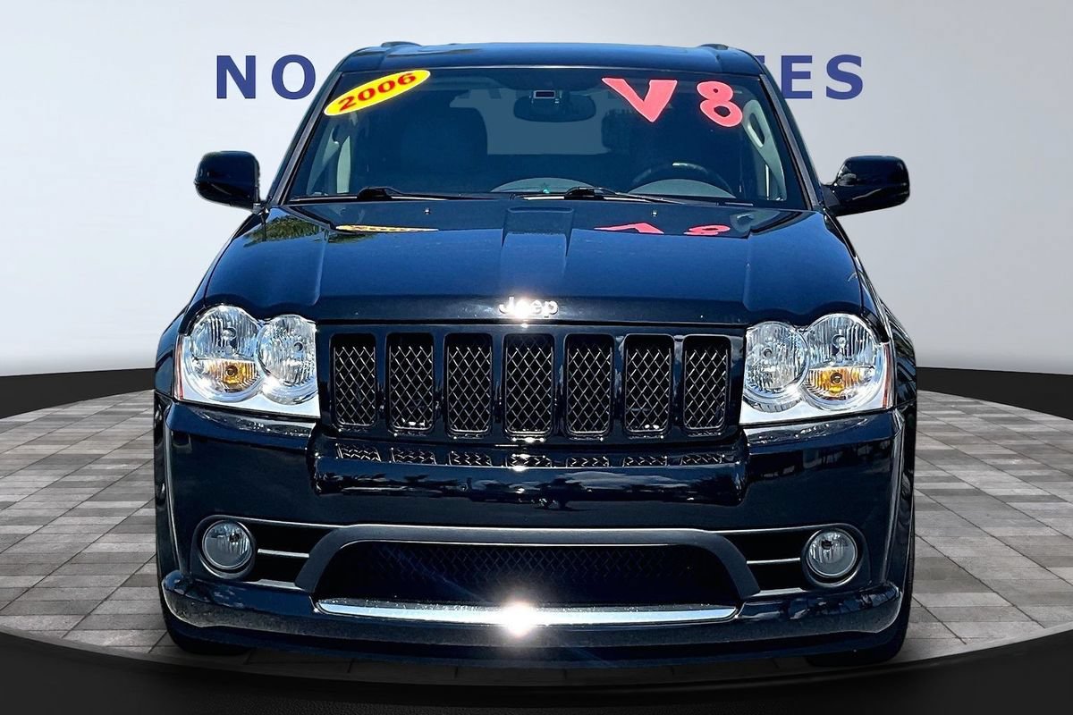 Used 2006 Jeep Grand Cherokee SRT8 w/ SRT Option Group I AWD/4WD image 2