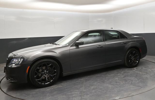 Used 2019 Chrysler 300 S image 4