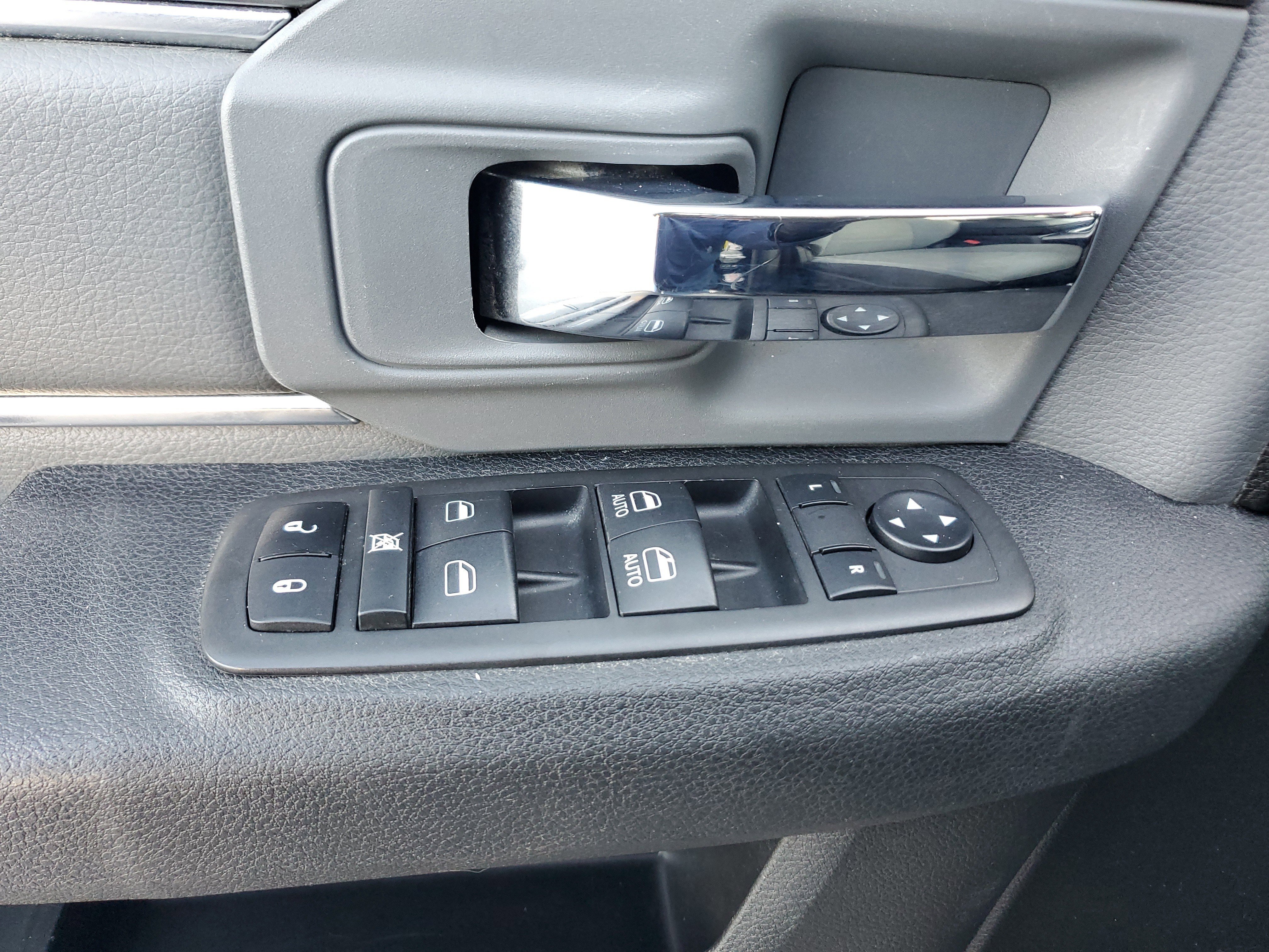 Used 2023 RAM 1500 Classic SLT w/ Trailer & Traction Group image 24