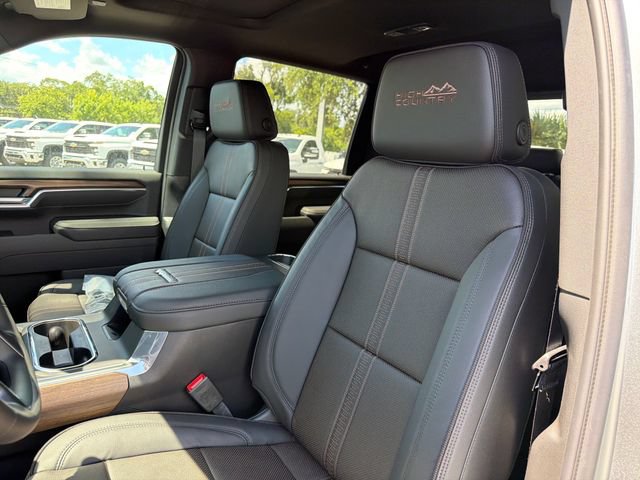 New 2026 Chevrolet Silverado 2500 High Country w/ High Country Premium Package AWD/4WD image 24
