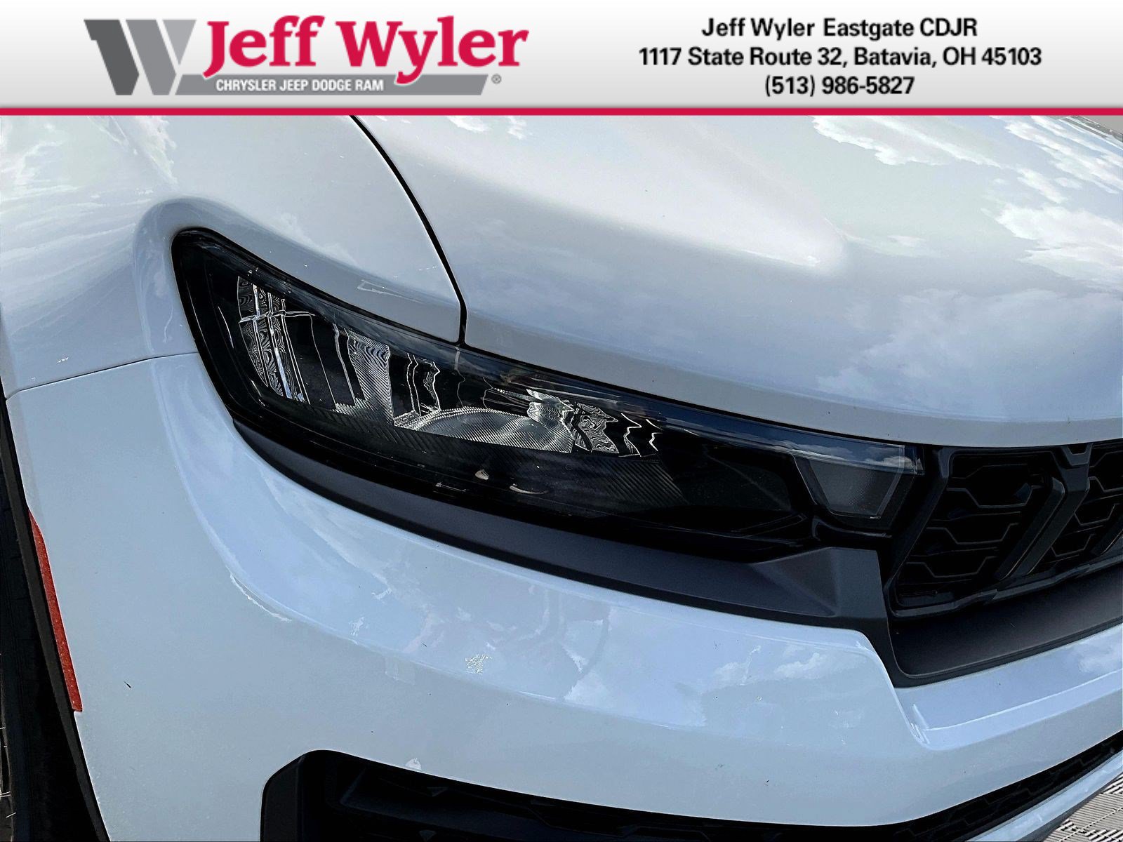 New 2026 Jeep Grand Cherokee Altitude AWD/4WD image 8