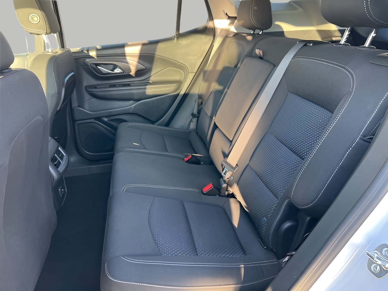 Used 2024 GMC Terrain SLE image 56