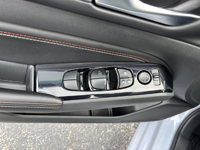 Certified 2023 Nissan Altima 2.5 SR w/ SR Premium Package FWD image 12