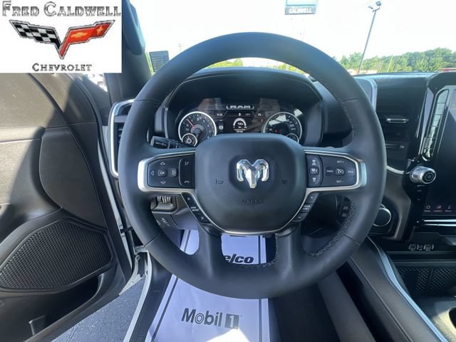 Used 2025 RAM 1500 Big Horn AWD/4WD image 17