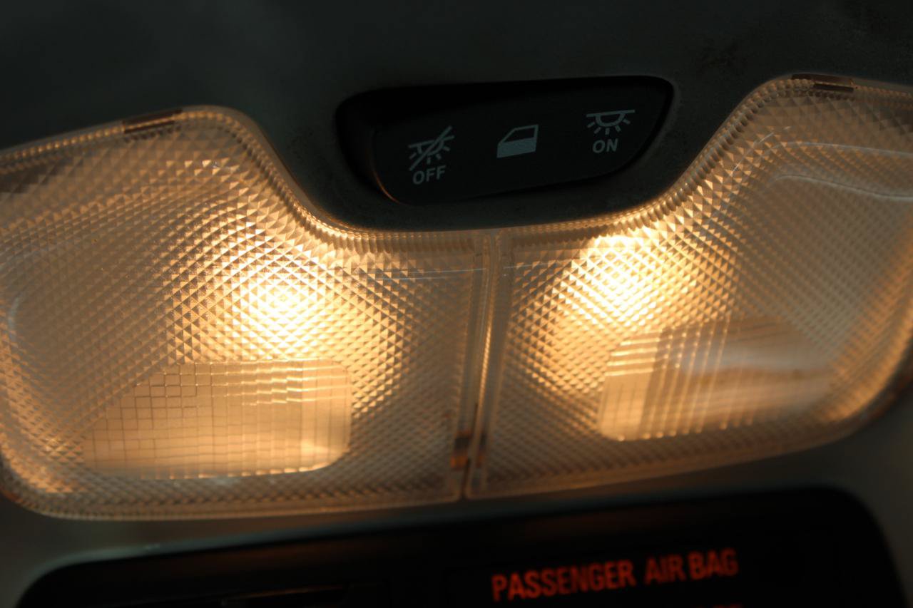 Used 2023 Buick Encore GX Select w/ Safety Package II FWD image 38