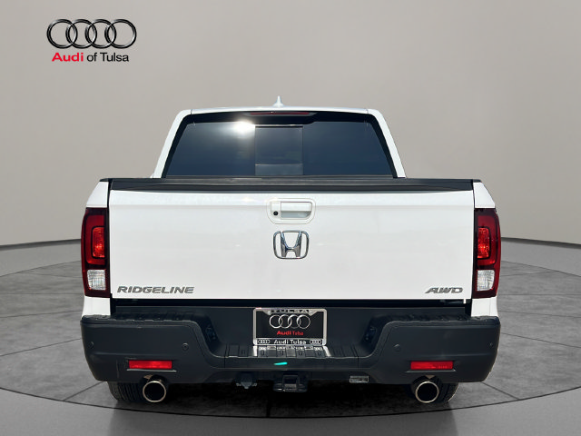 Used 2023 Honda Ridgeline RTL-E image 4