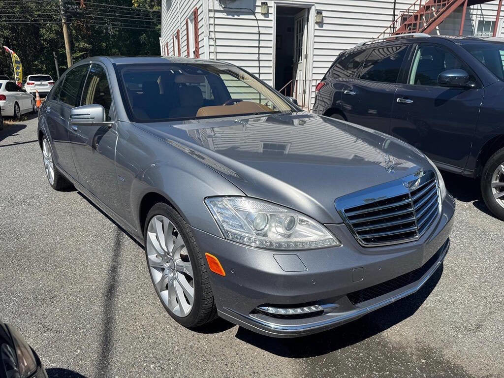 Used 2012 Mercedes-Benz S 550 4MATIC image 3