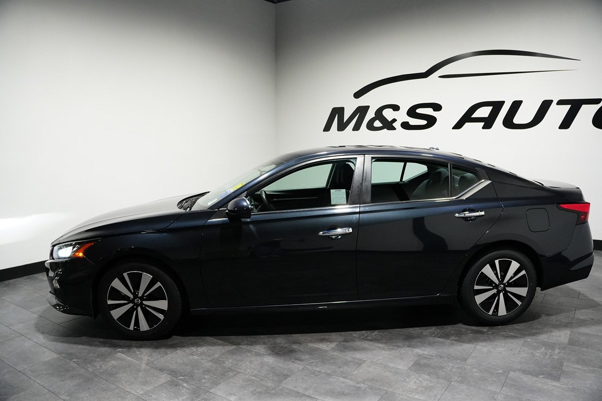 Used 2021 Nissan Altima 2.5 SV FWD image 3