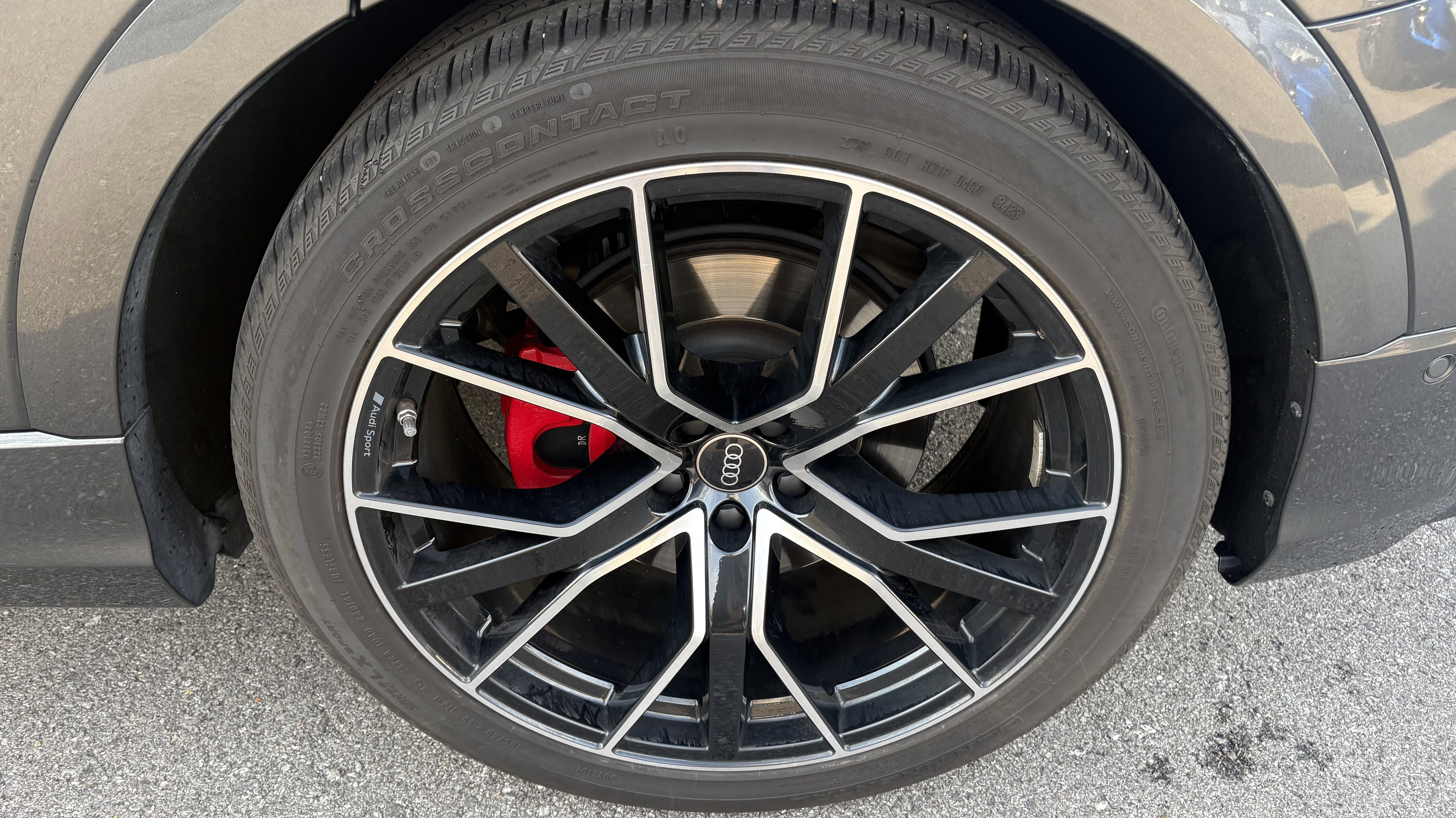 Used 2023 Audi SQ8 Prestige image 13