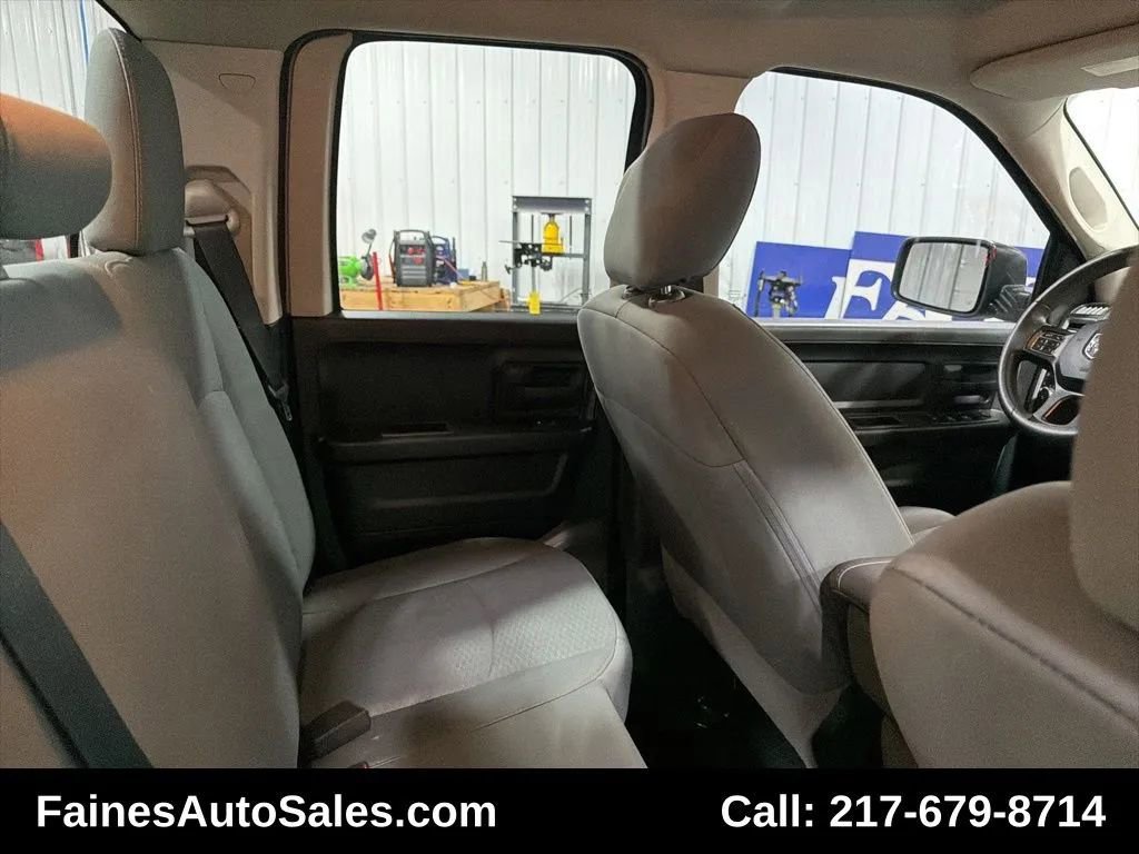 Used 2018 RAM 1500 Express w/ Black Ram 1500 Express Group image 31