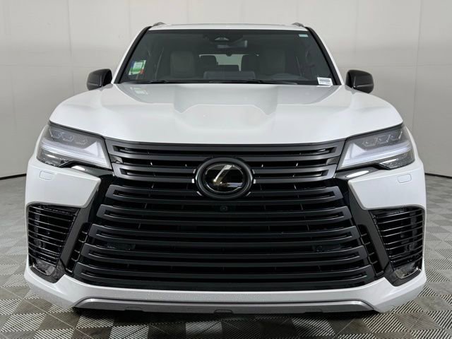 New 2025 Lexus LX 700h Overtrail image 14