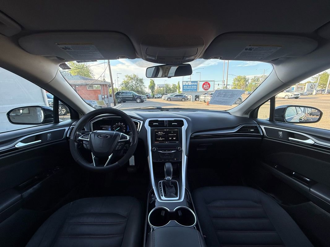 Used 2015 Ford Fusion SE AWD/4WD image 17