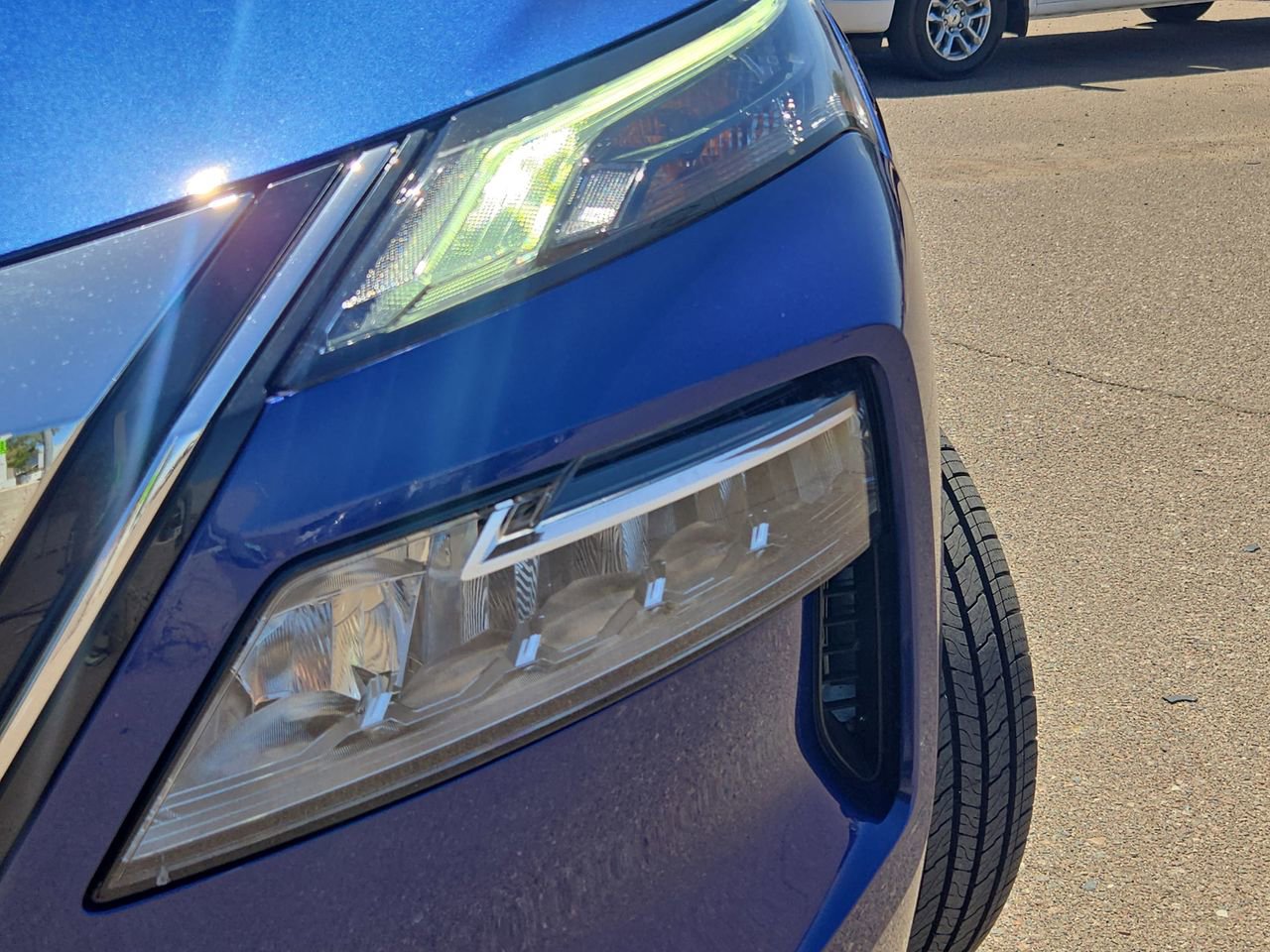 Certified 2023 Nissan Rogue SV FWD image 29