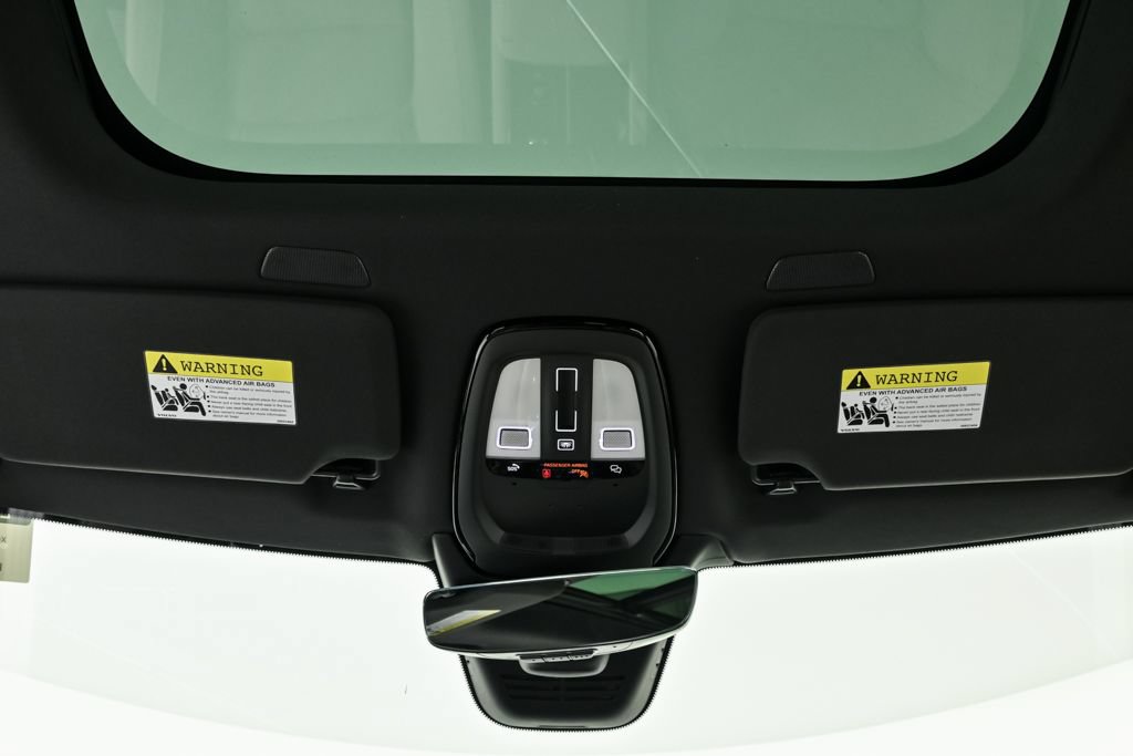 New 2026 Volvo XC90 B6 Plus w/ Protection Package Premier AWD/4WD image 19
