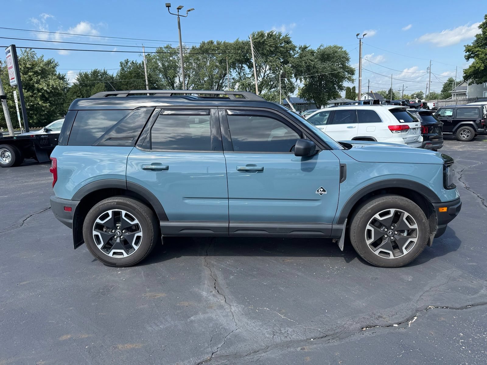 Used 2023 Ford Bronco Sport Outer Banks AWD/4WD image 4