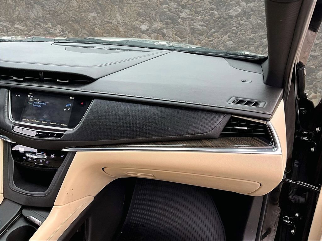Used 2019 Cadillac XT5 AWD image 15