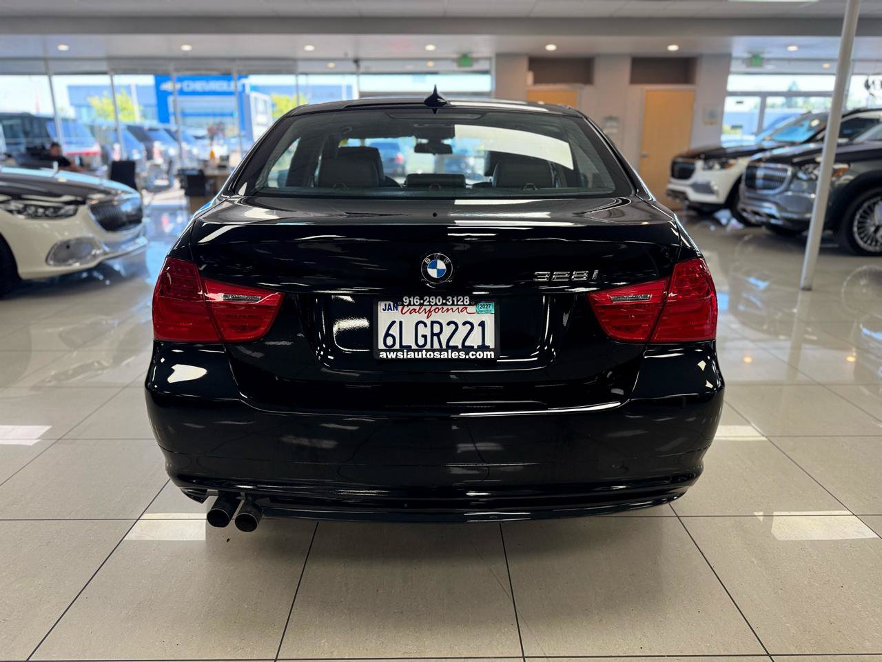 Used 2009 BMW 328i Sedan RWD image 4
