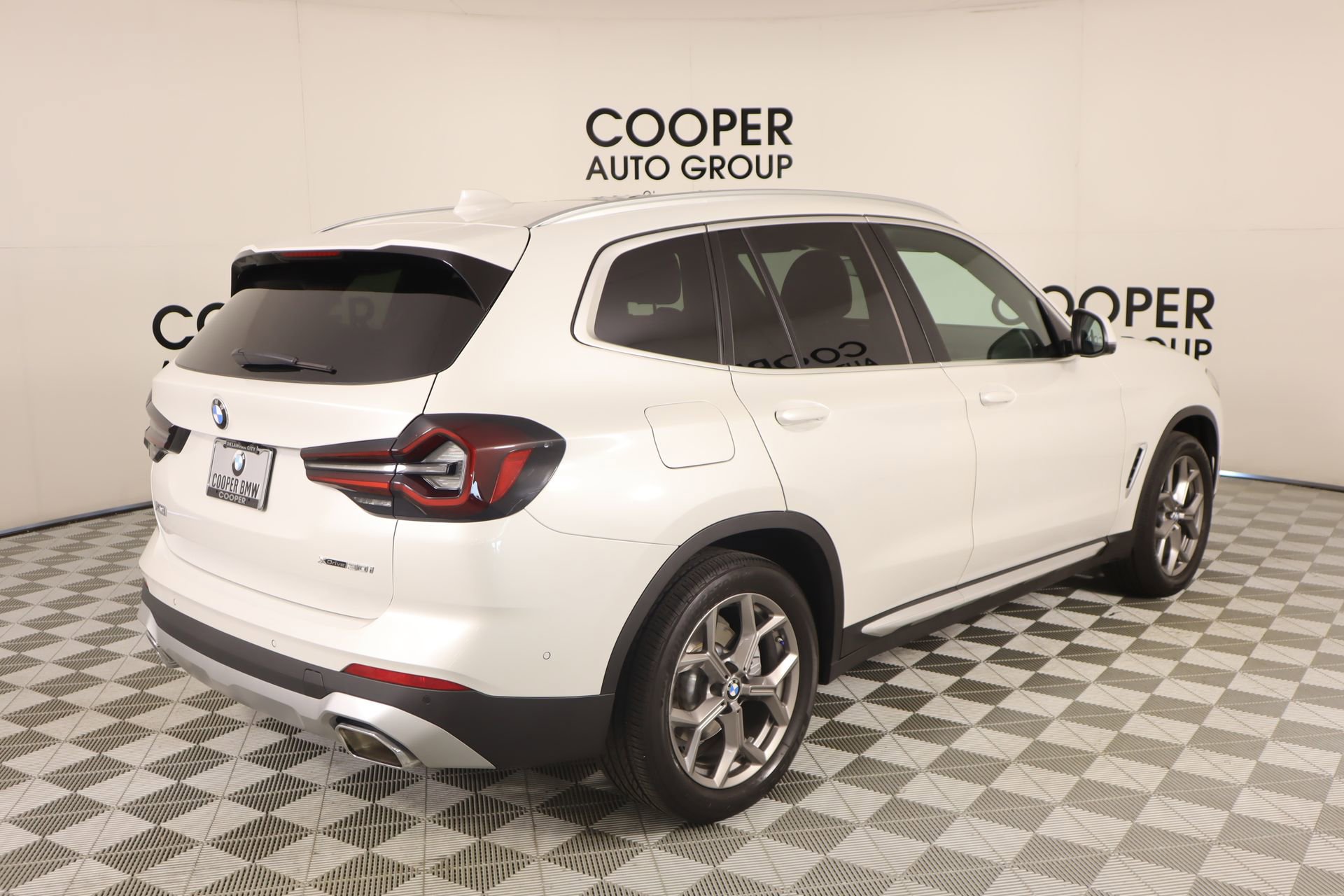 Used 2024 BMW X3 xDrive30i w/ Premium Package AWD/4WD image 22