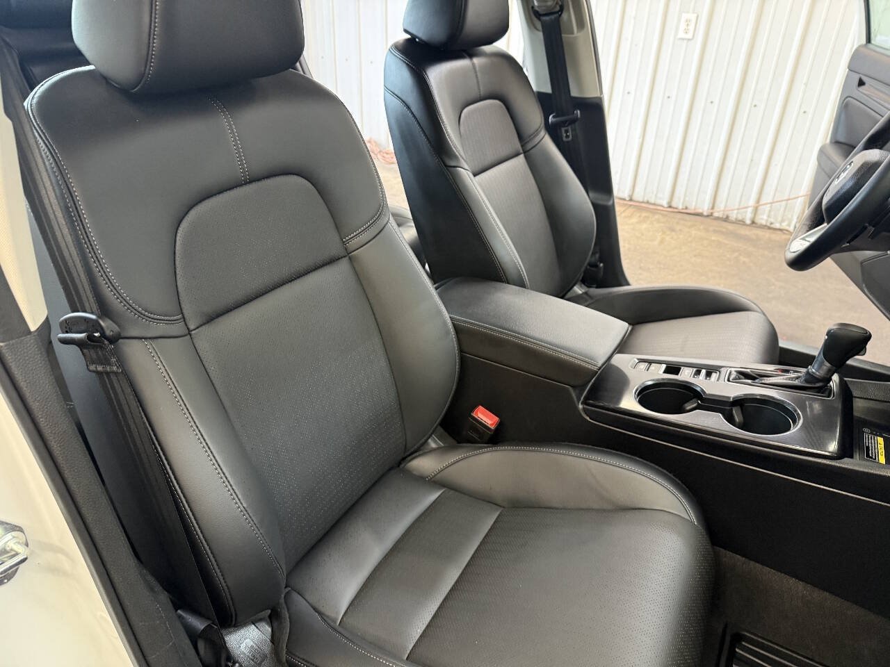 Used 2023 Honda Civic Touring image 37