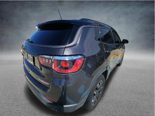 Used 2019 Jeep Compass Trailhawk AWD/4WD image 6