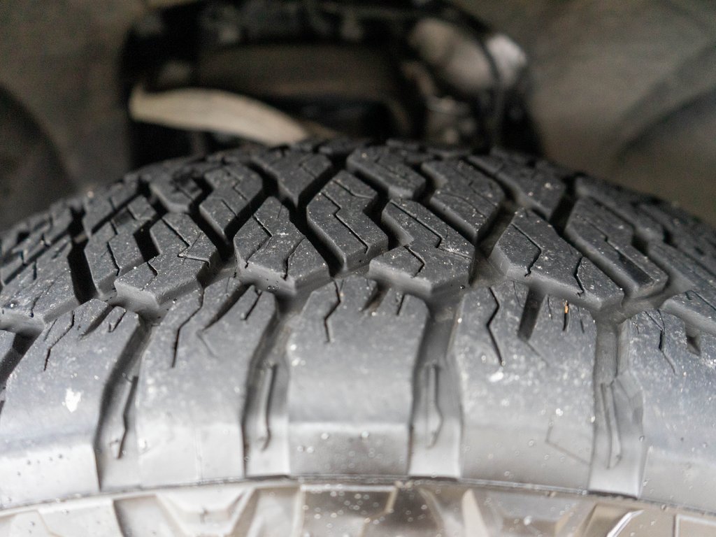 Used 2021 GMC Yukon Denali image 35