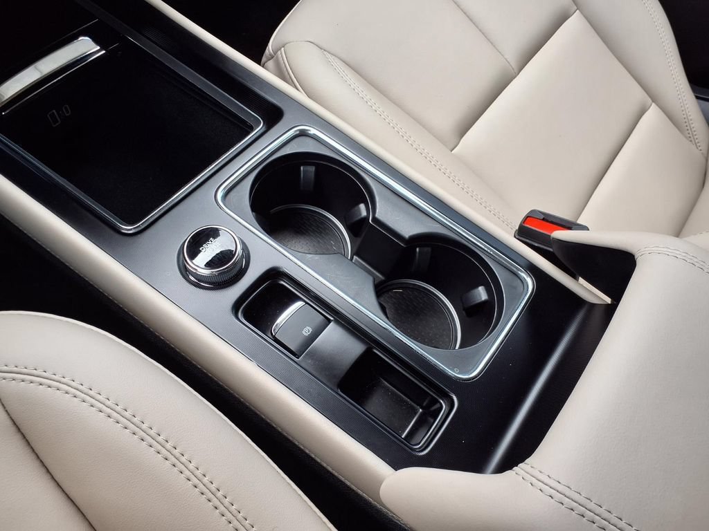 Used 2026 Lincoln Corsair Premiere FWD image 21