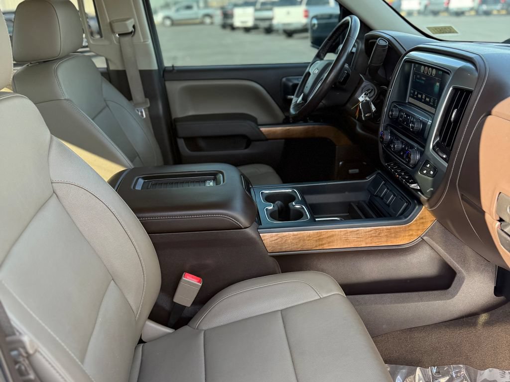Used 2016 Chevrolet Silverado 1500 LTZ w/ LTZ Plus Package AWD/4WD image 48